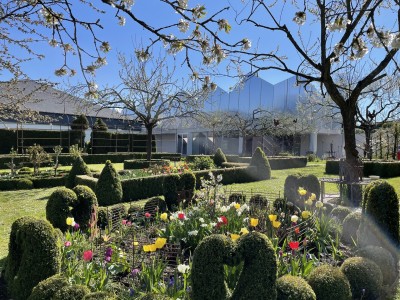 Spring in the park of Domaine Bentz